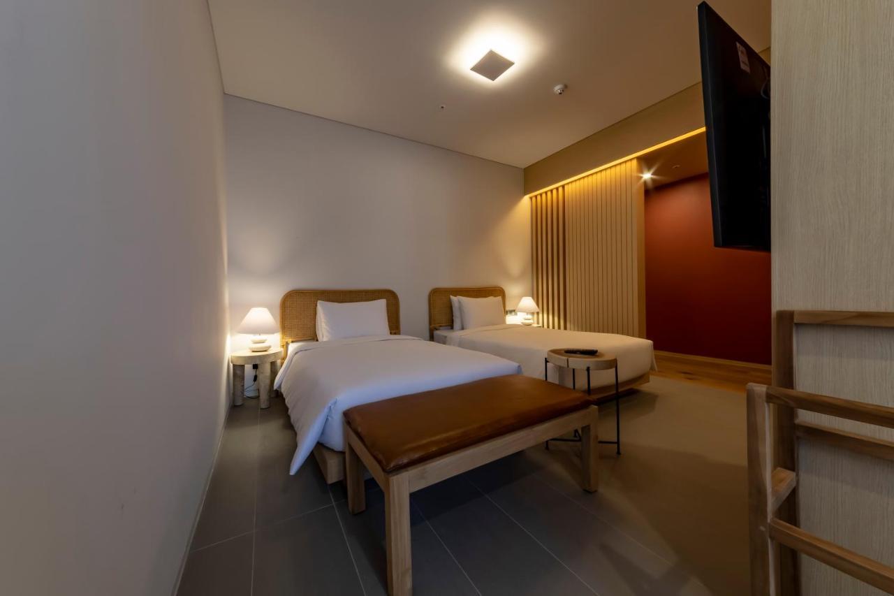 Hound Hotel Haeundae Signature Пусан Екстериор снимка