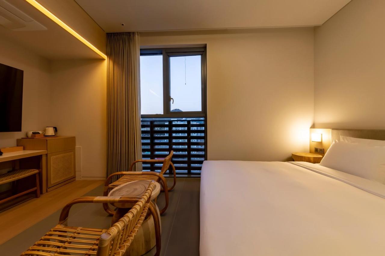 Hound Hotel Haeundae Signature Пусан Екстериор снимка