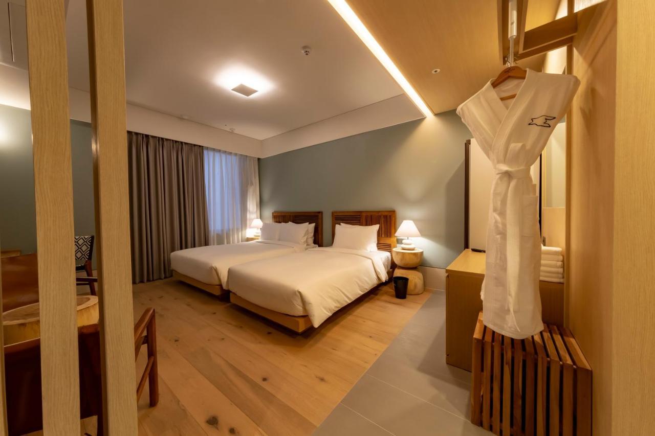 Hound Hotel Haeundae Signature Пусан Екстериор снимка