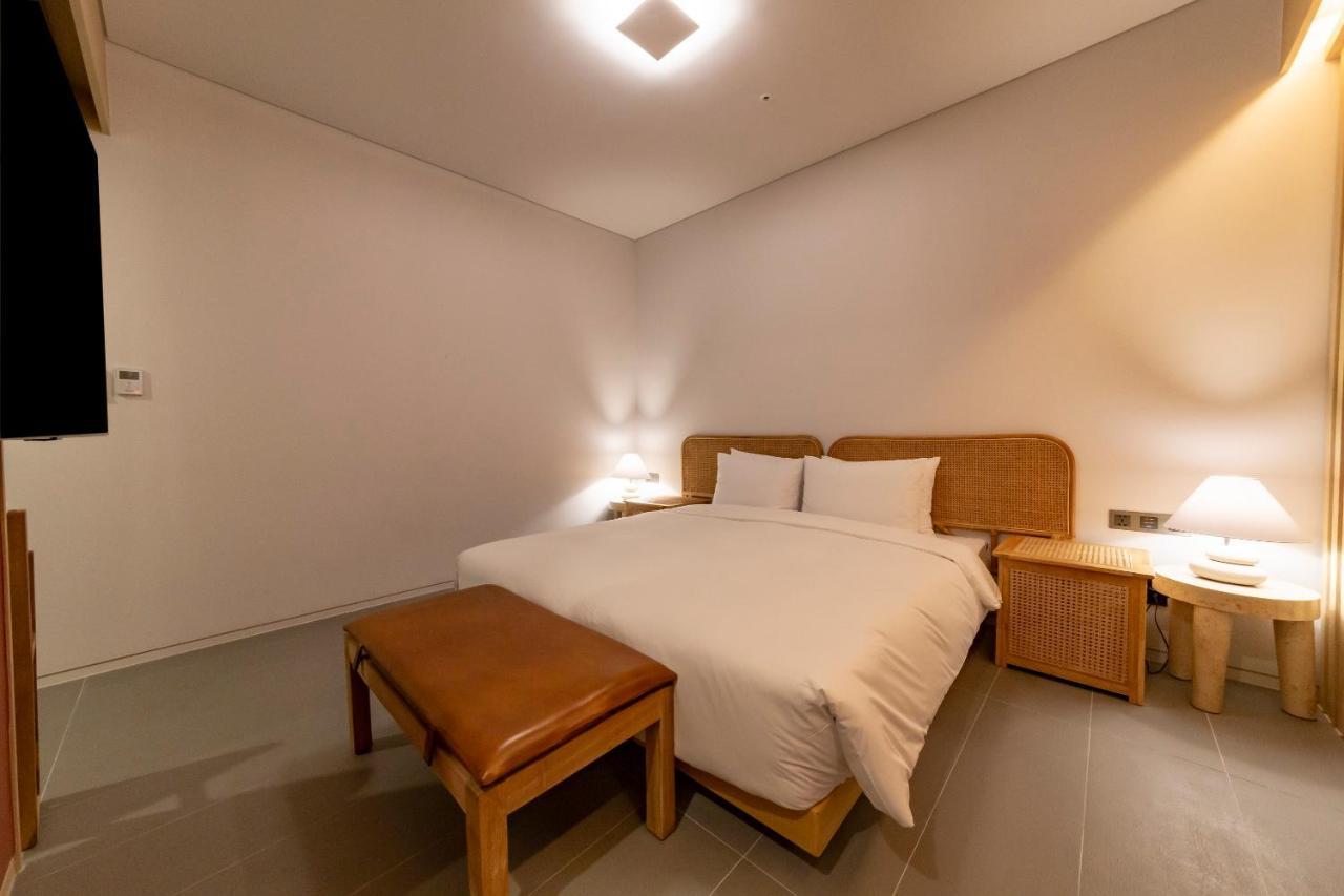 Hound Hotel Haeundae Signature Пусан Екстериор снимка