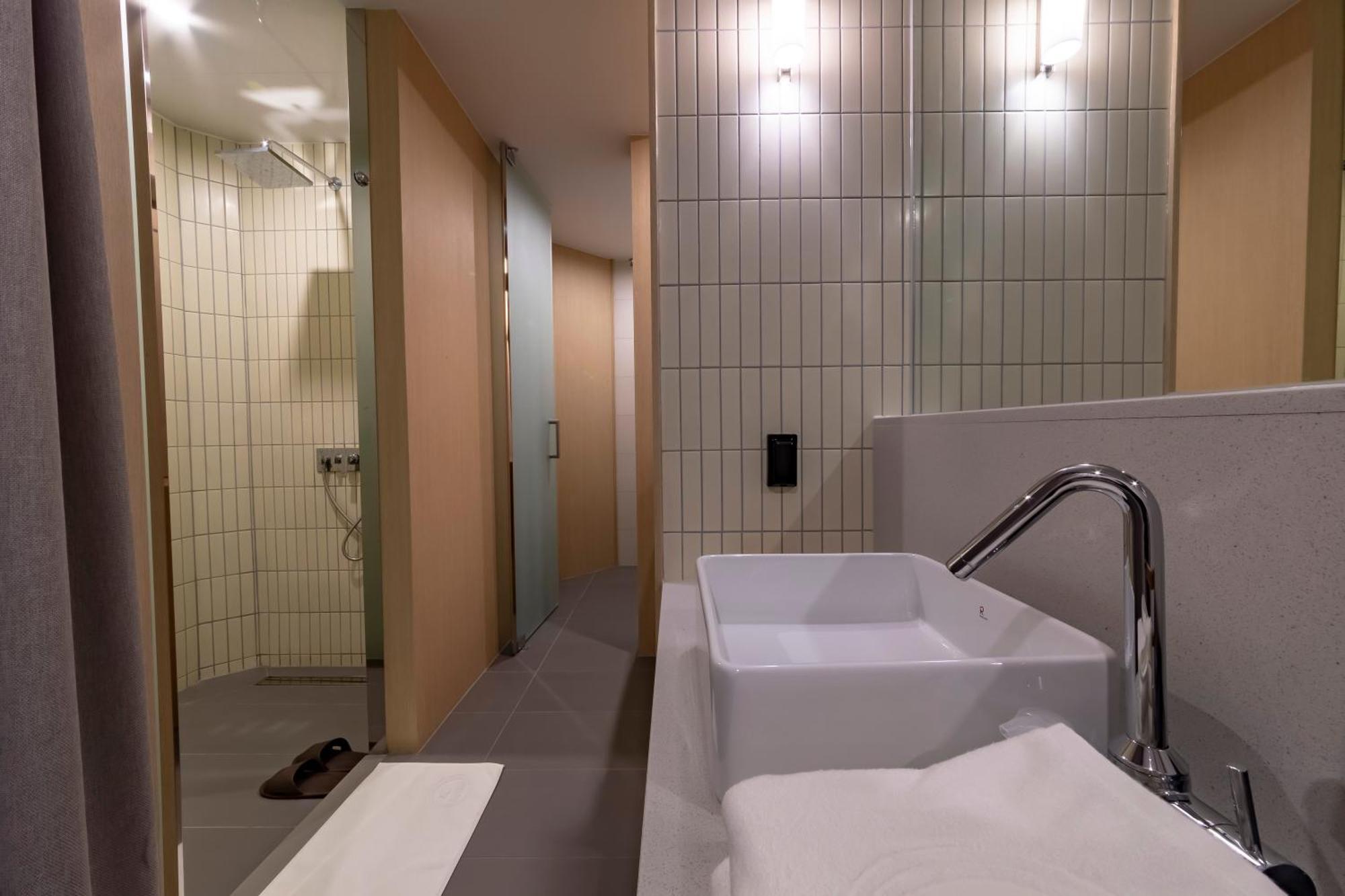 Hound Hotel Haeundae Signature Пусан Екстериор снимка