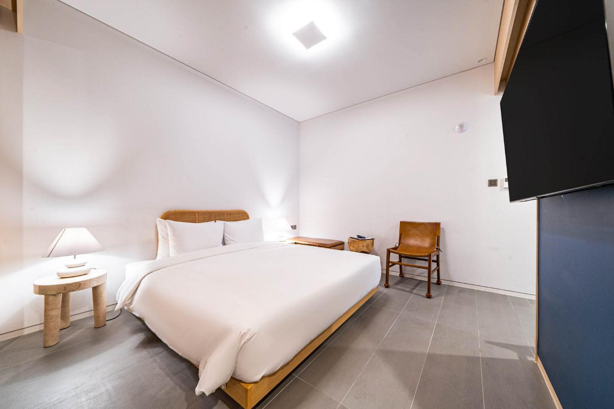 Hound Hotel Haeundae Signature Пусан Екстериор снимка