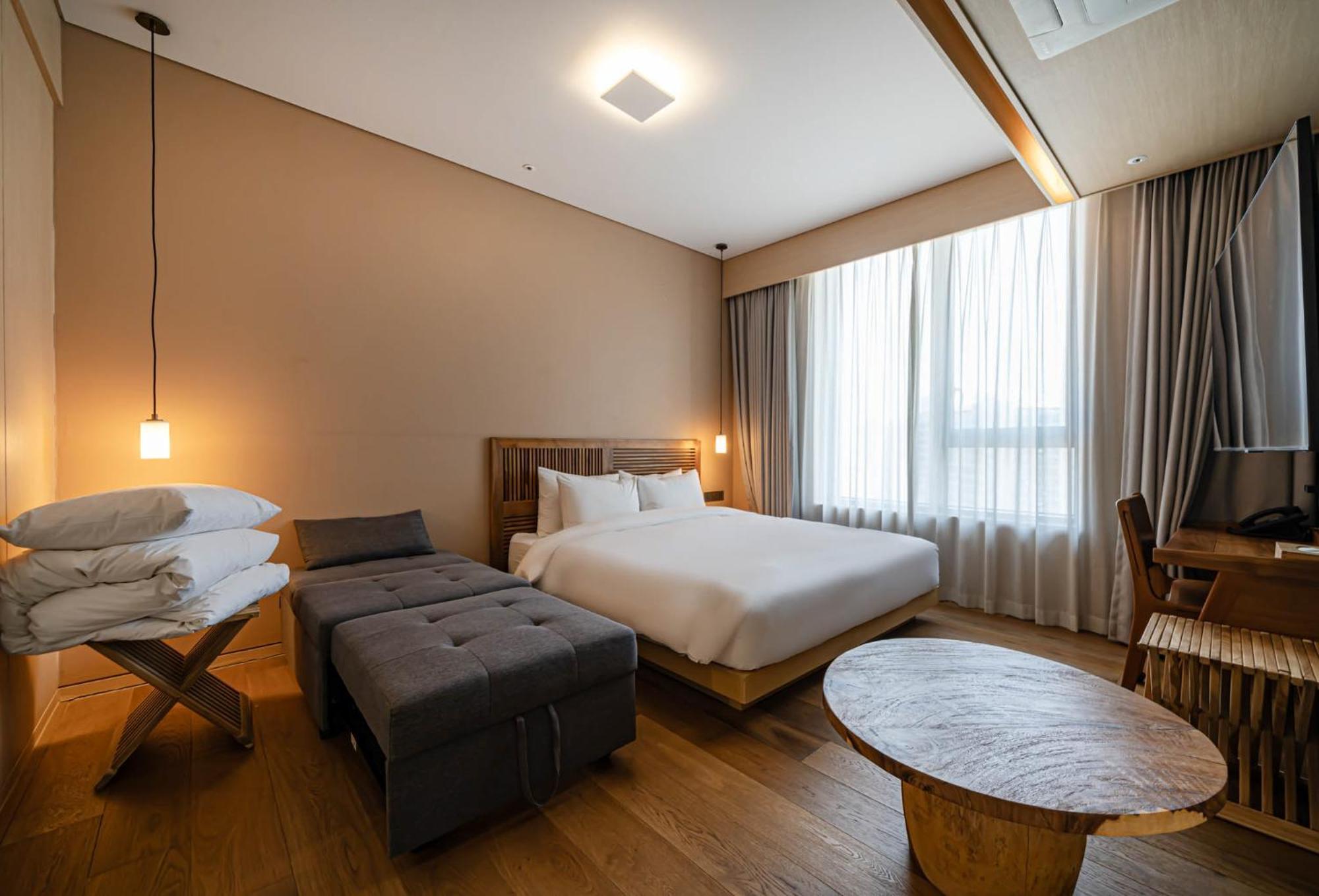 Hound Hotel Haeundae Signature Пусан Екстериор снимка