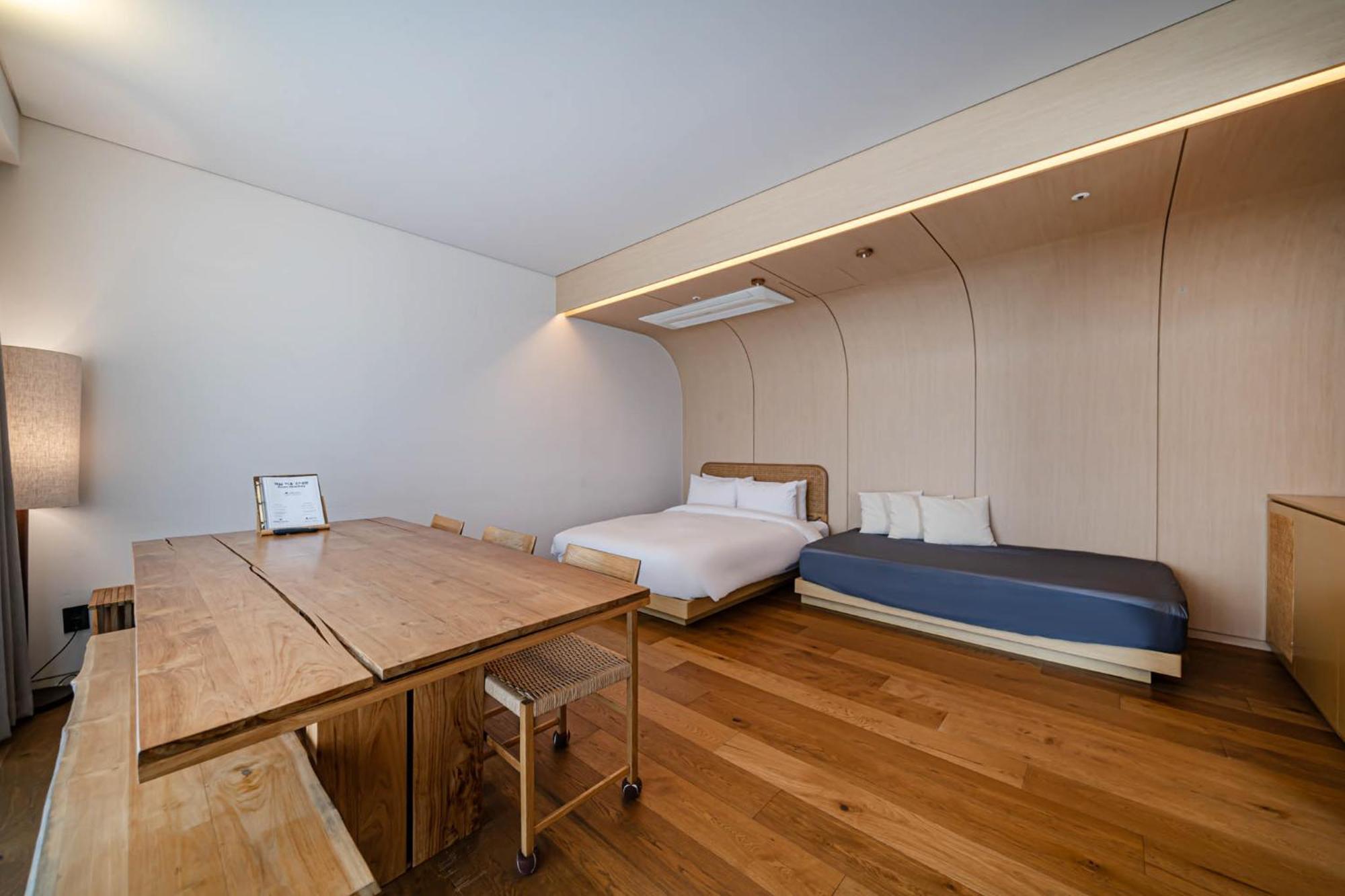 Hound Hotel Haeundae Signature Пусан Екстериор снимка